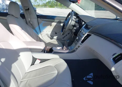 2011 Cadillac Cts Standard z USA, uszkodzony, nr VIN 1G6DA5EY0B0112944